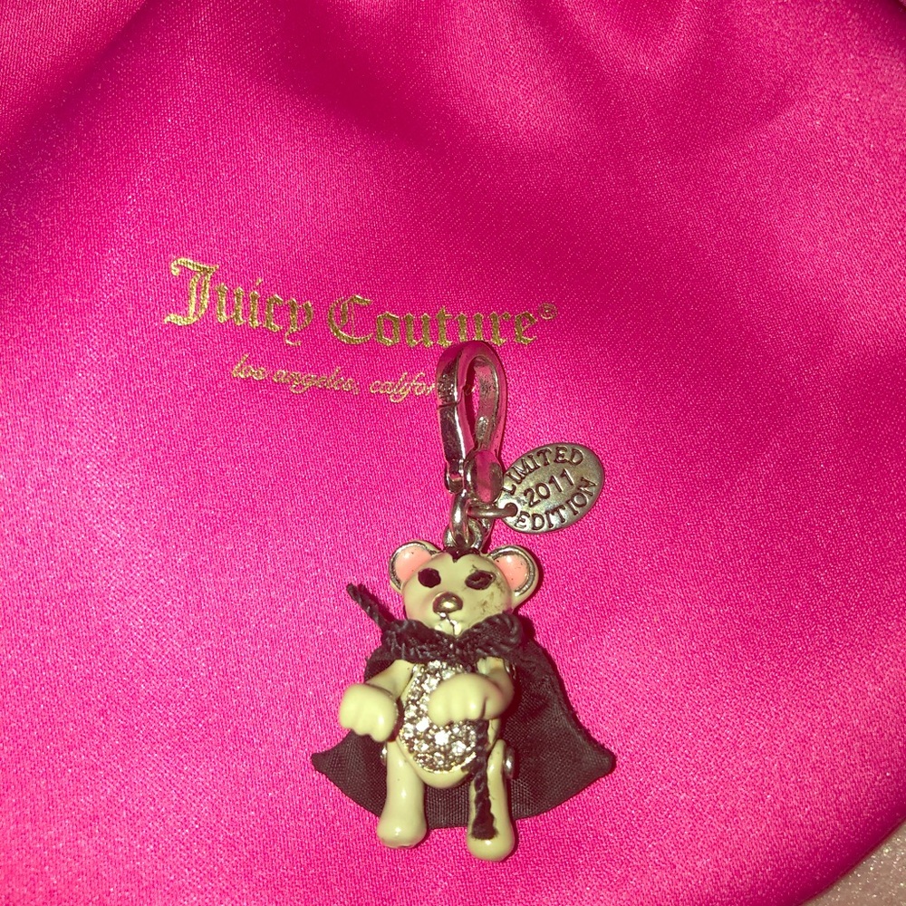 SOLD SOLD SOLDJUICY HTF LTD ED. 2011 VAMPIRE MOUSE
